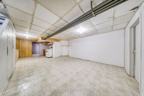 Photo 27 at 54 Ryerson Avenue, Chinatown, Toronto