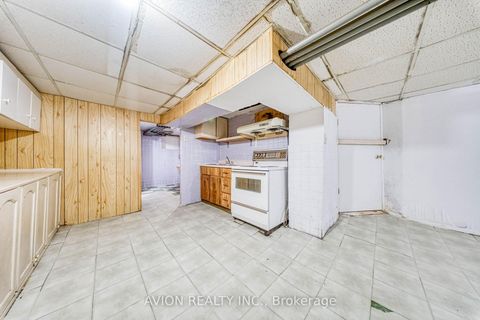 Photo 29 at 54 Ryerson Avenue, Chinatown, Toronto