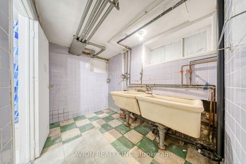 Photo 32 at 54 Ryerson Avenue, Chinatown, Toronto