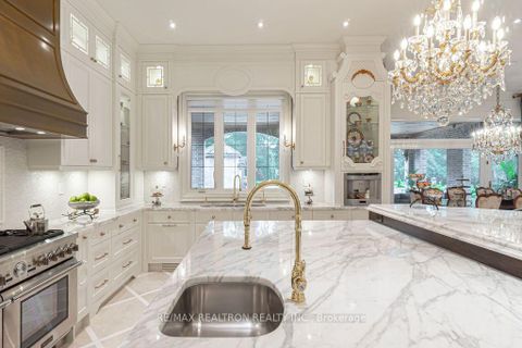 Photo 8 at 29 Denham Drive, South Richvale, Richmond Hill