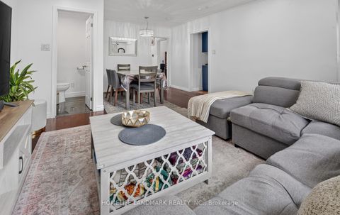 Photo 5 at 7 Baudina Crescent, Cliffside, Toronto