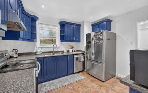 Photo 8 at 7 Baudina Crescent, Cliffside, Toronto