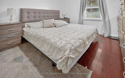 Photo 10 at 7 Baudina Crescent, Cliffside, Toronto