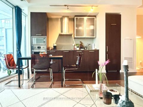 Photo 5 at 3704 - 14 York Street, Waterfront Communities C1, Toronto
