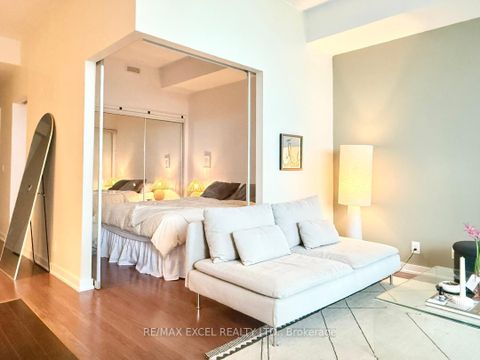 Photo 9 at 3704 - 14 York Street, Waterfront Communities C1, Toronto