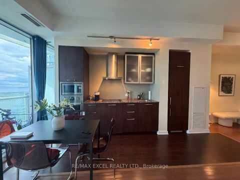 Photo 12 at 3704 - 14 York Street, Waterfront Communities C1, Toronto