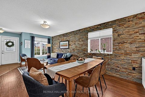 Photo 5 at 76 Shalom Way, Painswick South, Barrie