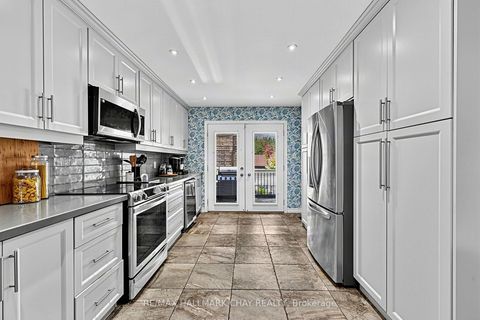 Photo 7 at 76 Shalom Way, Painswick South, Barrie