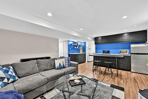 Photo 23 at 76 Shalom Way, Painswick South, Barrie