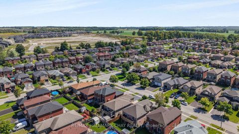 Photo 39 at 76 Shalom Way, Painswick South, Barrie