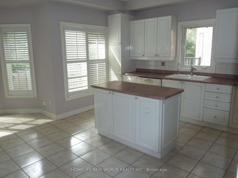 Photo 5 at 3022 Bayview Avenue, Willowdale East, Toronto