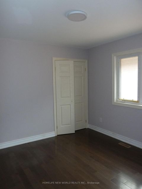 Photo 7 at 3022 Bayview Avenue, Willowdale East, Toronto