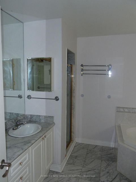 Photo 13 at 3022 Bayview Avenue, Willowdale East, Toronto