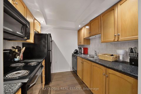 Photo 6 at 1133 - 250 Wellington Street W, Waterfront Communities C1, Toronto