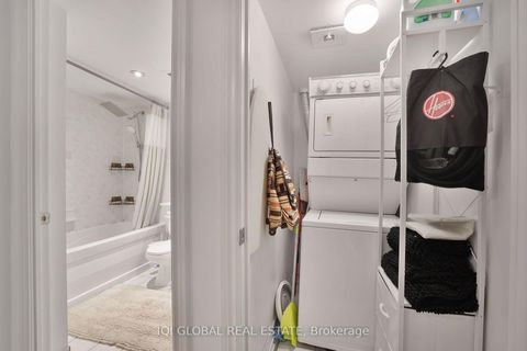 Photo 16 at 1133 - 250 Wellington Street W, Waterfront Communities C1, Toronto
