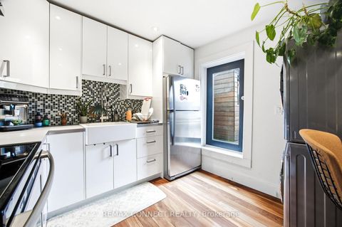 Photo 6 at 37 Noble Street, Roncesvalles, Toronto