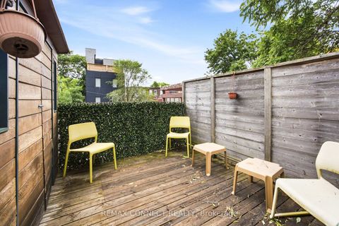 Photo 14 at 37 Noble Street, Roncesvalles, Toronto