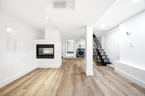 Photo 31 at 37 Noble Street, Roncesvalles, Toronto