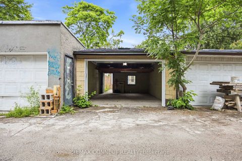 Photo 47 at 37 Noble Street, Roncesvalles, Toronto