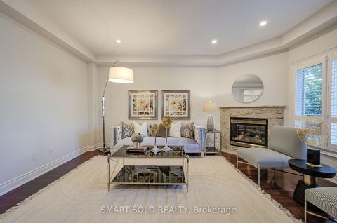 Photo 10 at 61 Aladdin Crescent, Westbrook, Richmond Hill