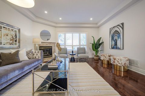 Photo 11 at 61 Aladdin Crescent, Westbrook, Richmond Hill