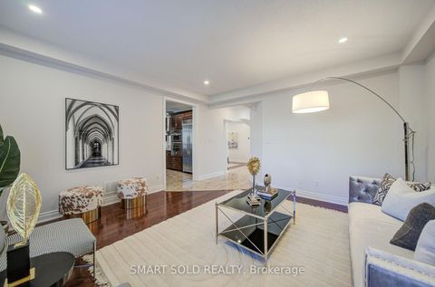 Photo 12 at 61 Aladdin Crescent, Westbrook, Richmond Hill
