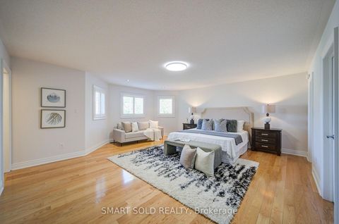 Photo 27 at 61 Aladdin Crescent, Westbrook, Richmond Hill