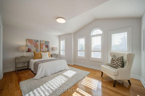 Photo 34 at 61 Aladdin Crescent, Westbrook, Richmond Hill