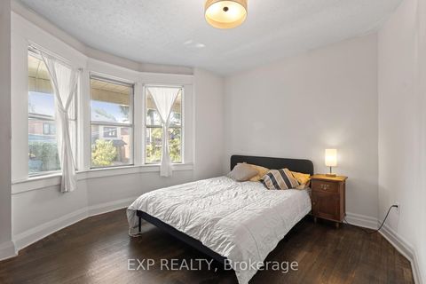 Photo 9 at 60 Parkdale Road, Swansea, Toronto