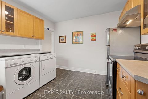 Photo 17 at 60 Parkdale Road, Swansea, Toronto
