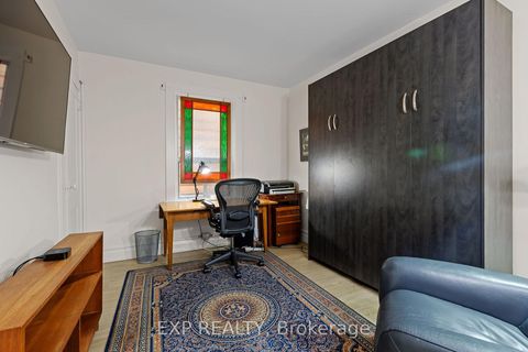 Photo 19 at 60 Parkdale Road, Swansea, Toronto