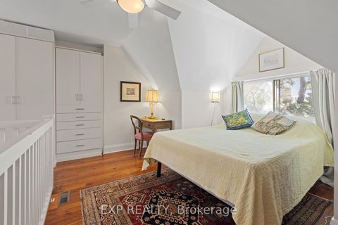 Photo 23 at 60 Parkdale Road, Swansea, Toronto