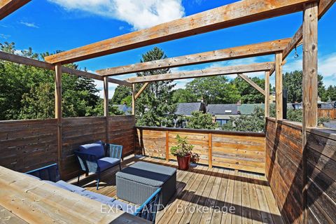 Photo 24 at 60 Parkdale Road, Swansea, Toronto