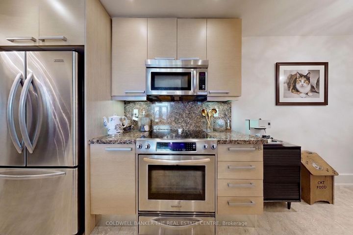 Photo 4 at LPH05 - 660 Sheppard Avenue E, Bayview Village, Toronto