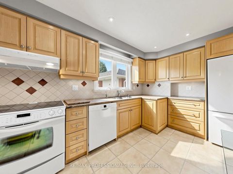 Photo 9 at 36 Tewsley Place, Richview, Toronto