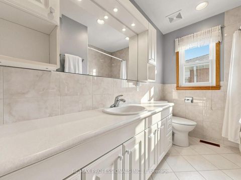 Photo 18 at 36 Tewsley Place, Richview, Toronto