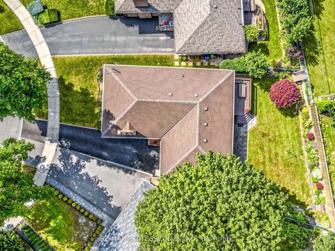 Photo 31 at 36 Tewsley Place, Richview, Toronto