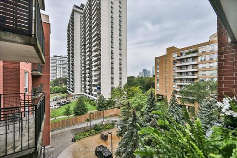 Photo 13 at 601 - 300 Balliol Street, Mount Pleasant West, Toronto