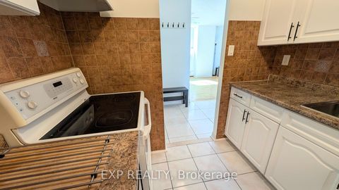 Photo 7 at 1813 - 320 Dixon Road, The Westway, Toronto