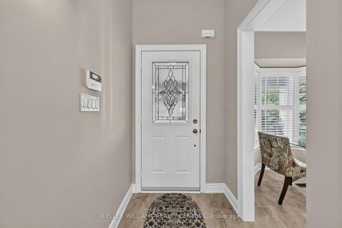 Photo 6 at 10 - 353 Terry Carter Crescent, College Manor, Newmarket