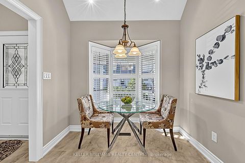 Photo 8 at 10 - 353 Terry Carter Crescent, College Manor, Newmarket