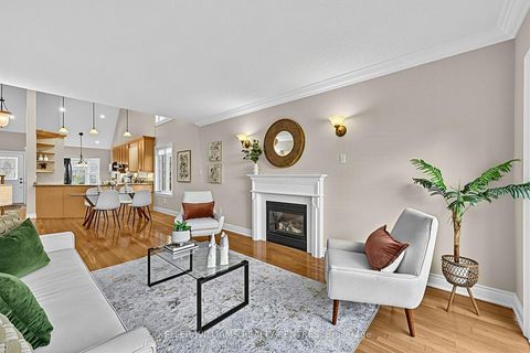 Photo 22 at 10 - 353 Terry Carter Crescent, College Manor, Newmarket