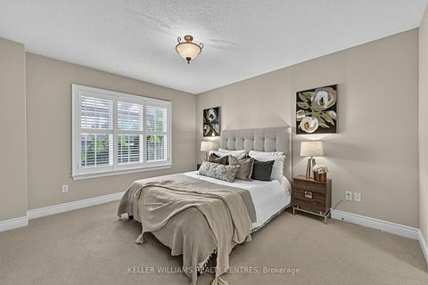 Photo 24 at 10 - 353 Terry Carter Crescent, College Manor, Newmarket