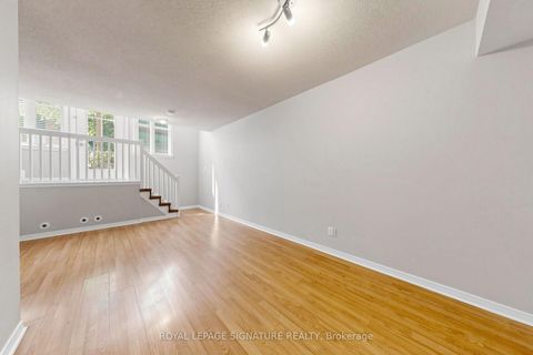 Photo 7 at 929 - 50 Western Battery Road, Niagara, Toronto