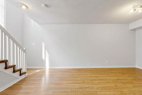 Photo 9 at 929 - 50 Western Battery Road, Niagara, Toronto