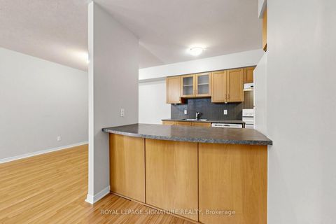Photo 11 at 929 - 50 Western Battery Road, Niagara, Toronto