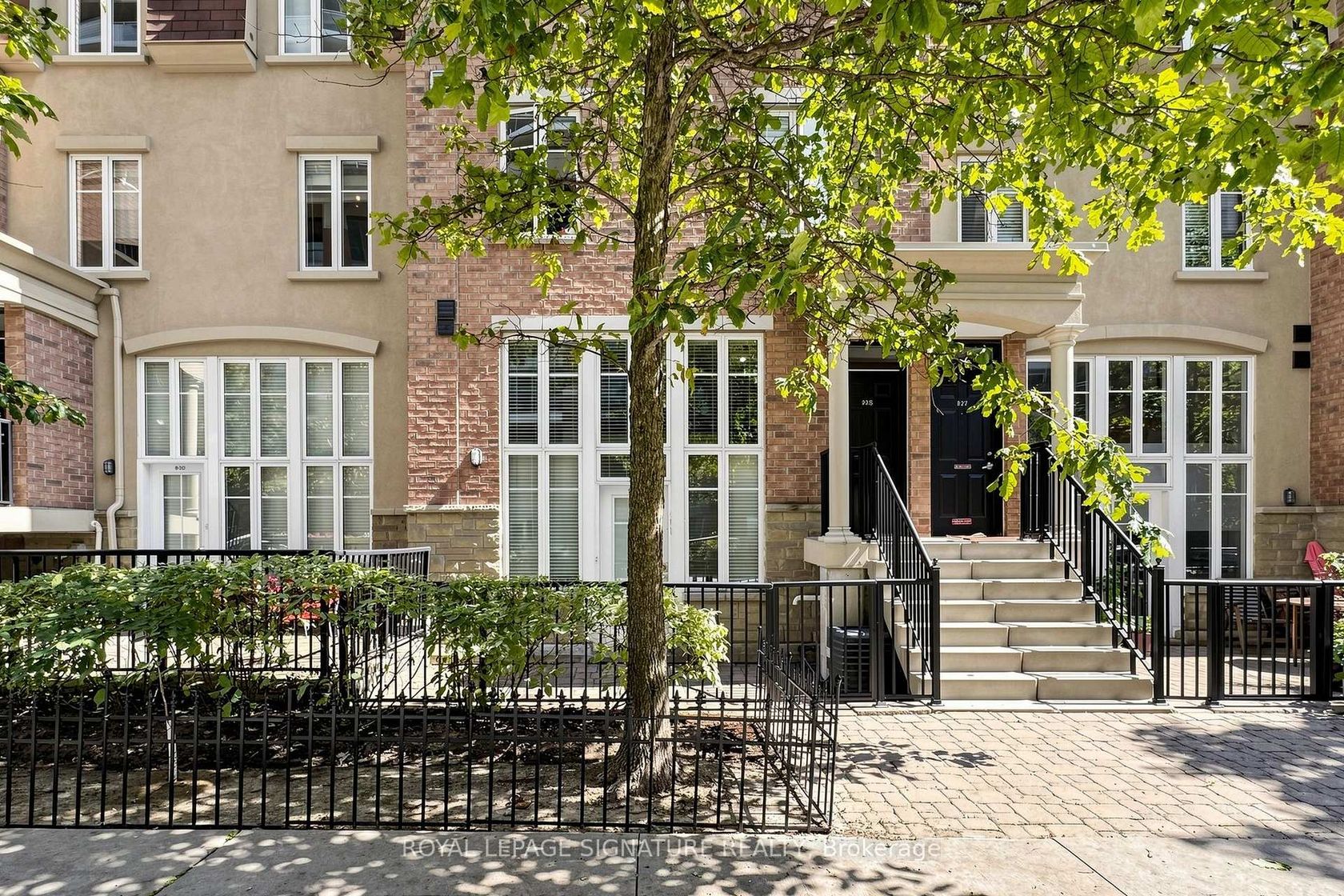 929 - 50 Western Battery Road, Niagara, Toronto photo number 2