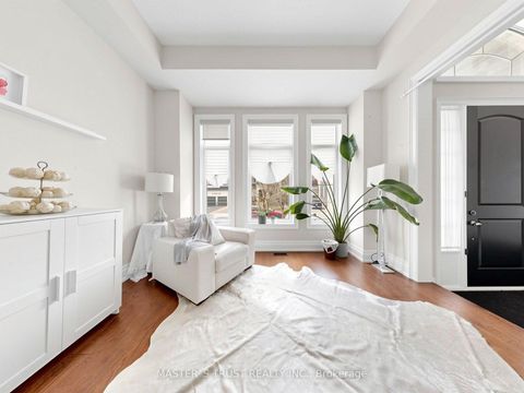 Photo 21 at 61 Grange Drive, Jefferson, Richmond Hill