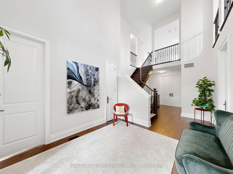 Photo 37 at 61 Grange Drive, Jefferson, Richmond Hill