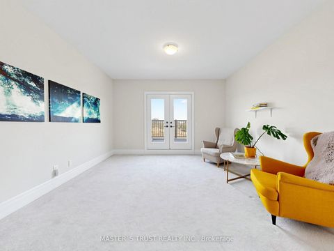Photo 40 at 61 Grange Drive, Jefferson, Richmond Hill